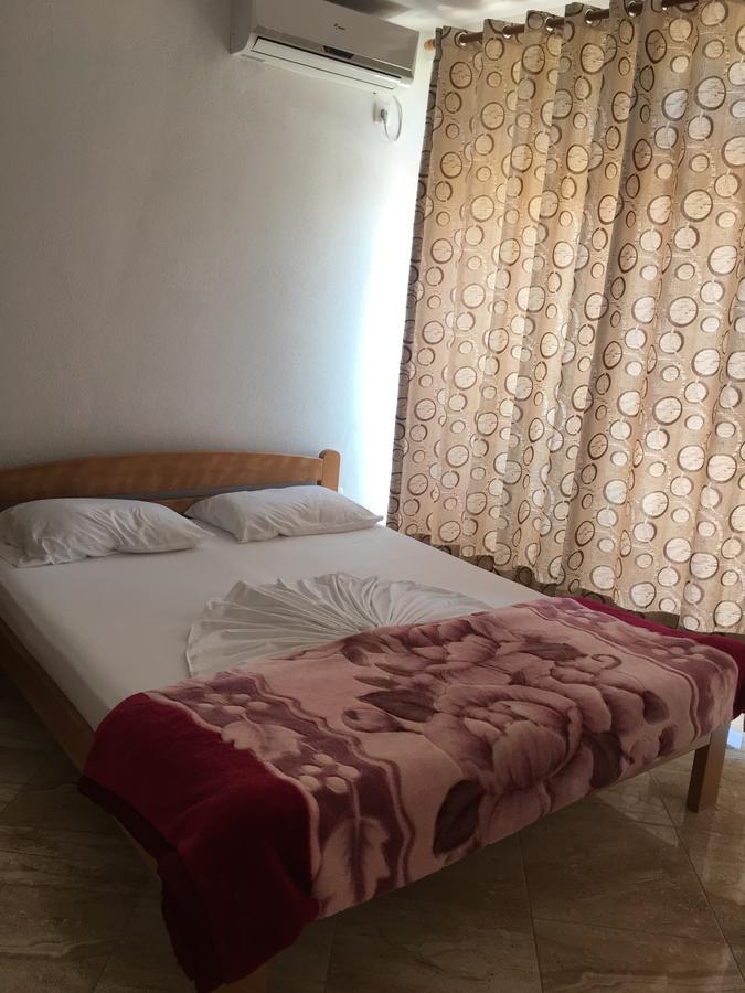 Sand And Sea Apartments Ulcinj Exterior photo