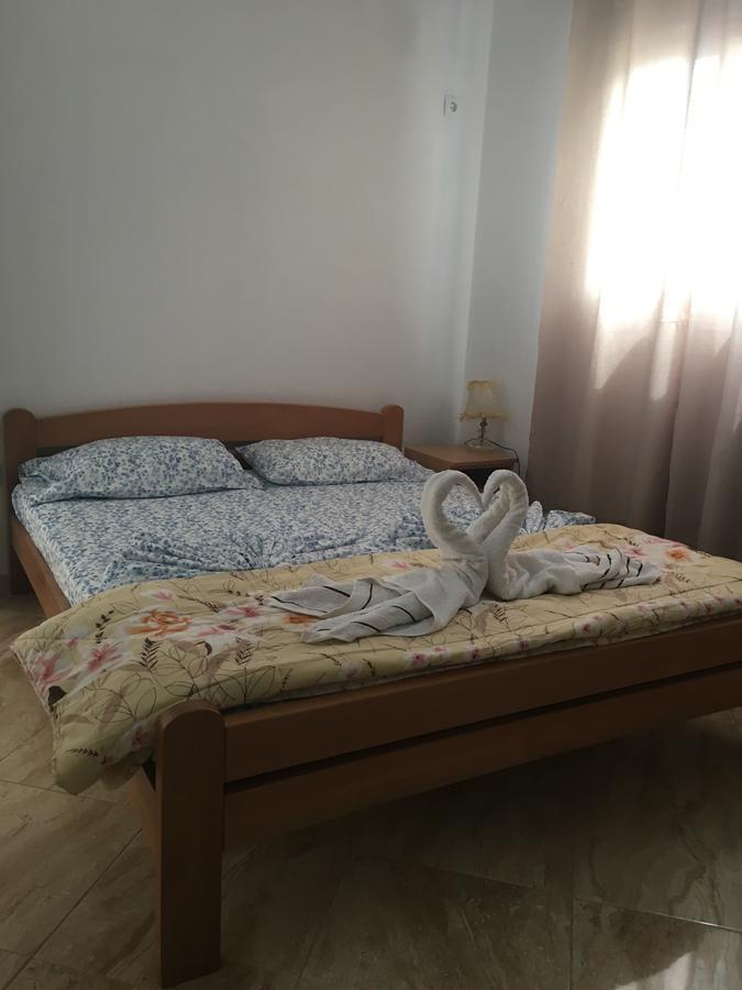 Sand And Sea Apartments Ulcinj Exterior photo